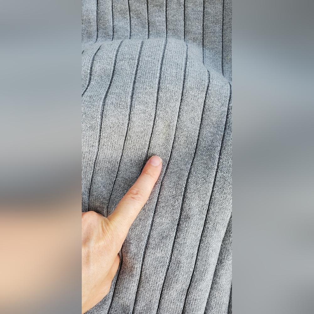 100% Cotton J. Crew Gray Crewneck Sweater with Ribbed Knit Design L - Picture 5 of 5